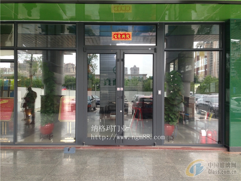 汇川区服装店:潮流与时尚的新篇章