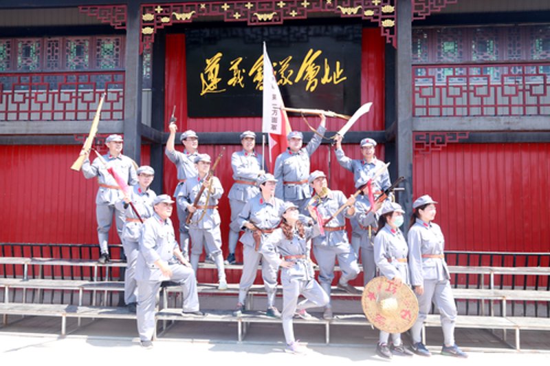 汇川区服装店:时尚与舒适的交融